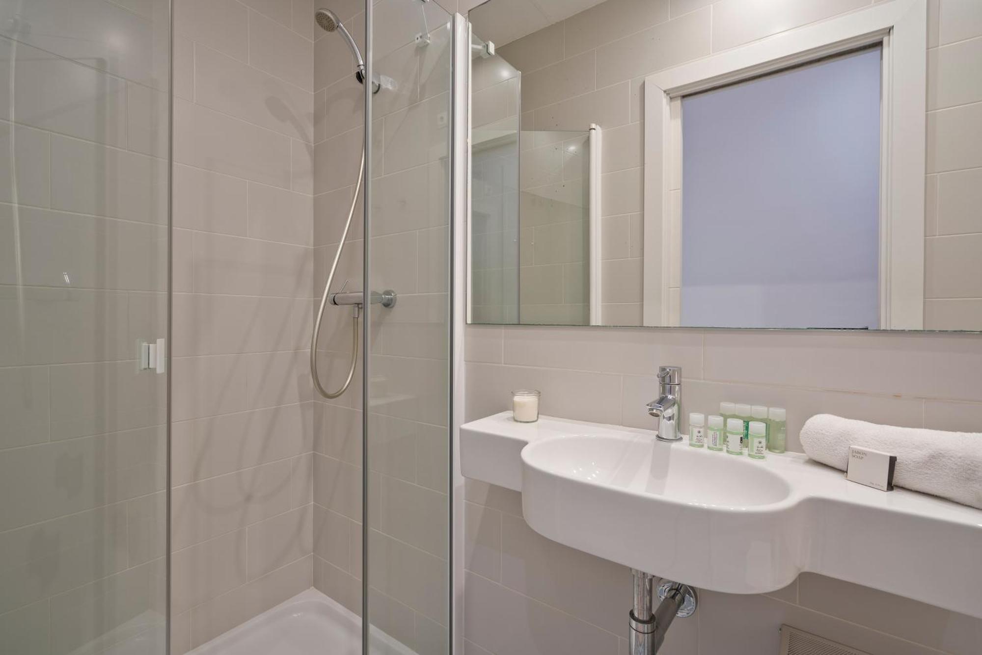 Bcnstop Sant Pau Suites Barcelona Eksteriør billede